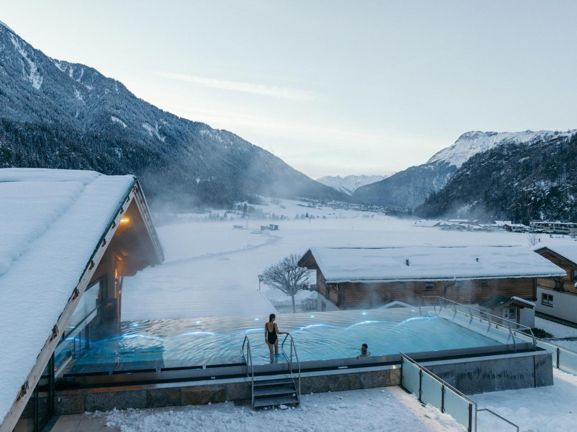 Feelfree Nature Resort Oetz Exterior photo